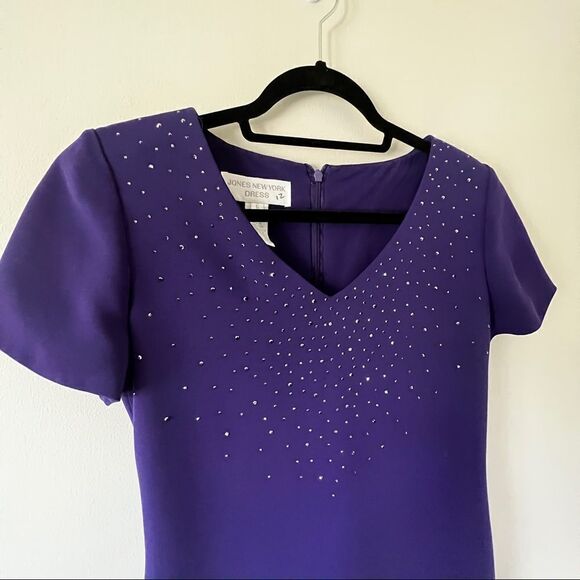 Jones New York Short Sleeve V-Neck Purple Embellished Party Dress Size 6 - Picture 4 of 8
